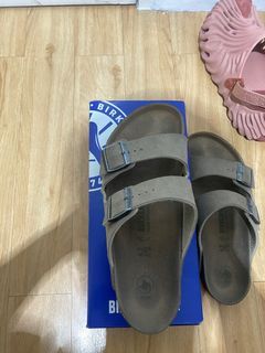 For sale birkenstock Arizona BS Desert Dust Gray Taupe. Comes with receipt and orig box.