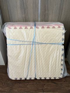Free Spongy Foam Playmats to giveaway.
