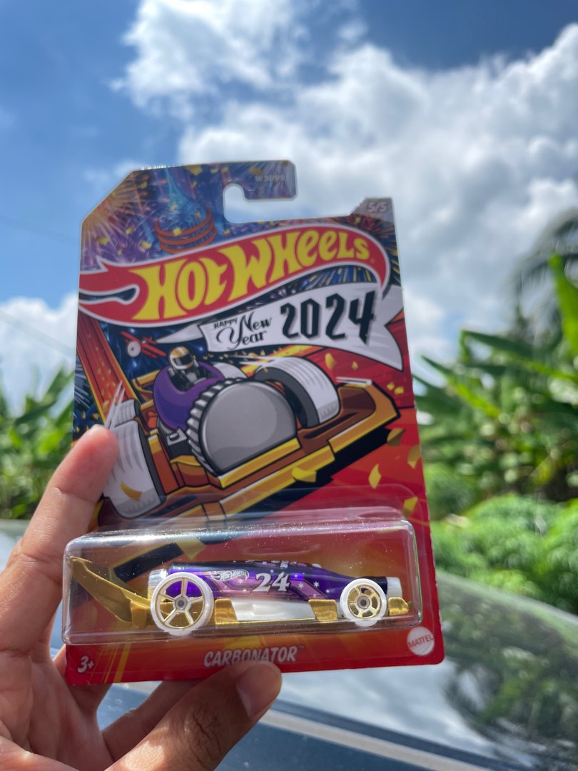 Hot Wheels Carbonator, 2024 Happy New Year 5/5, Hobbies & Toys, Toys