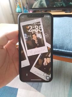 IPHONE 11 128GB 1yr old