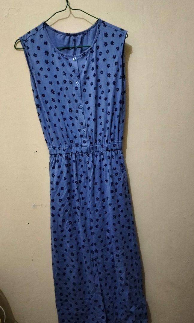 Jumpsuits Uniqlo on Carousell