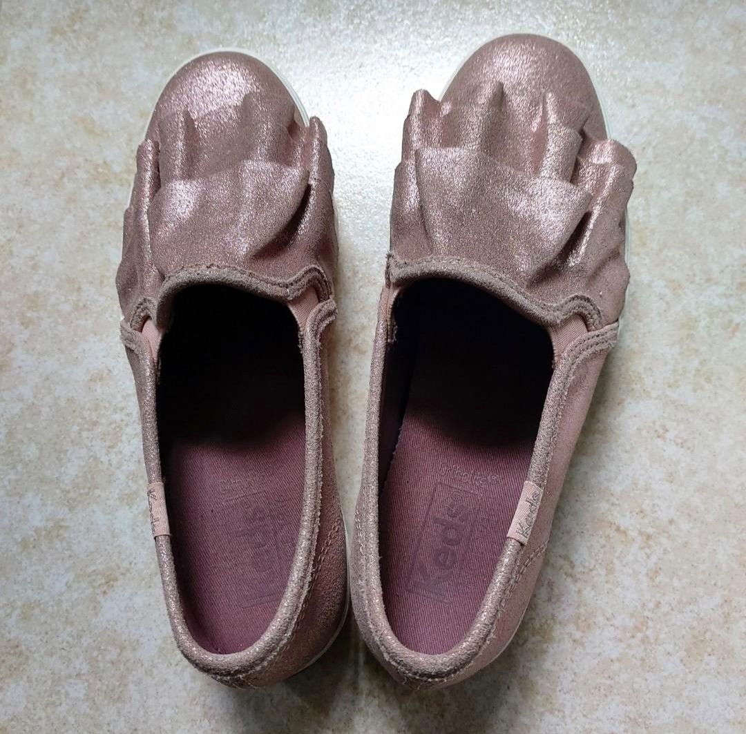 Girls leather cheap keds