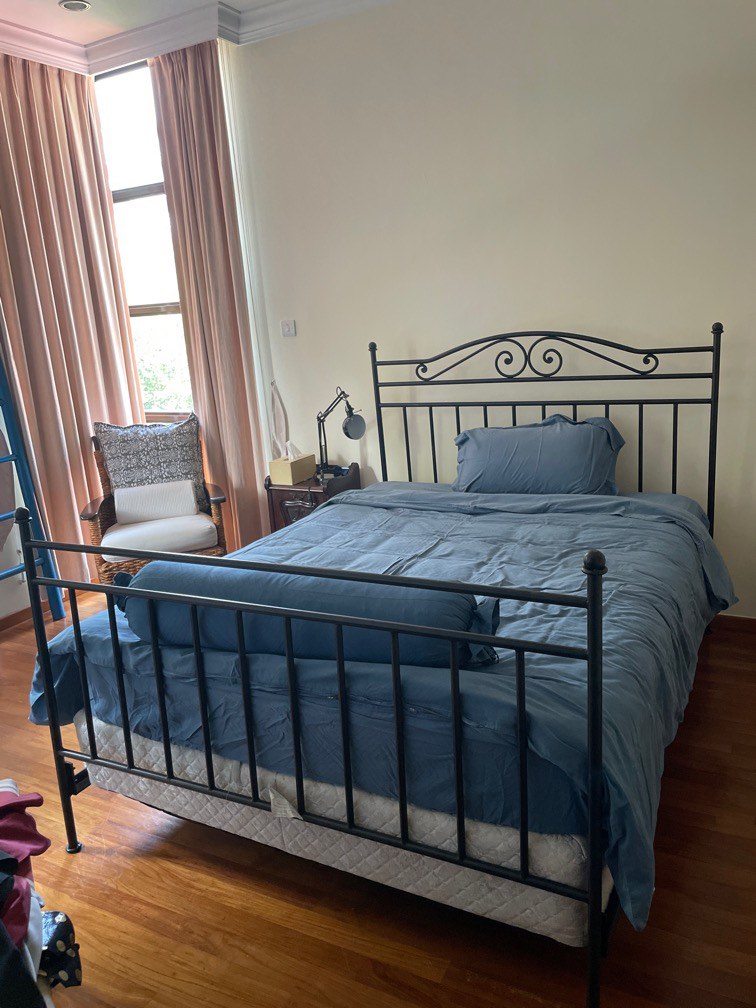 King size bed cheap plus mattress