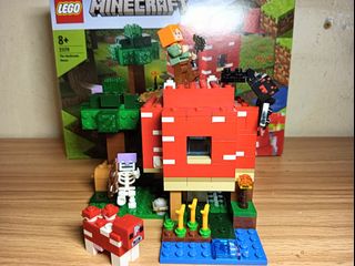 Lego minecraft shop 2019 summer sets