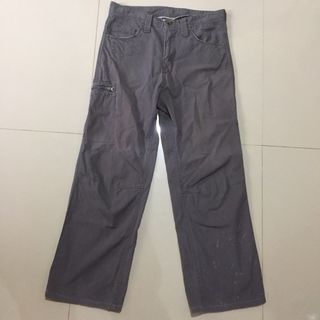 Levi’s cargo pants