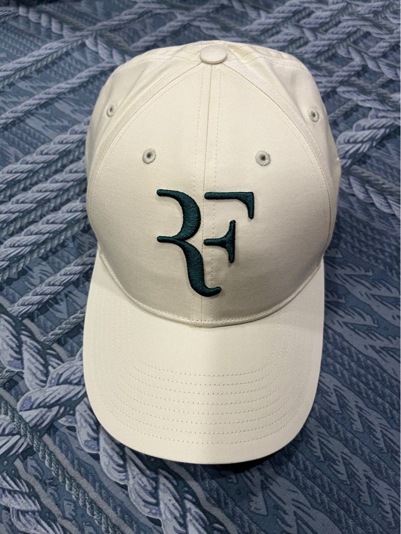 LF Looking for BNWT UNIQLO Roger Federer Cap Off White Green Logo