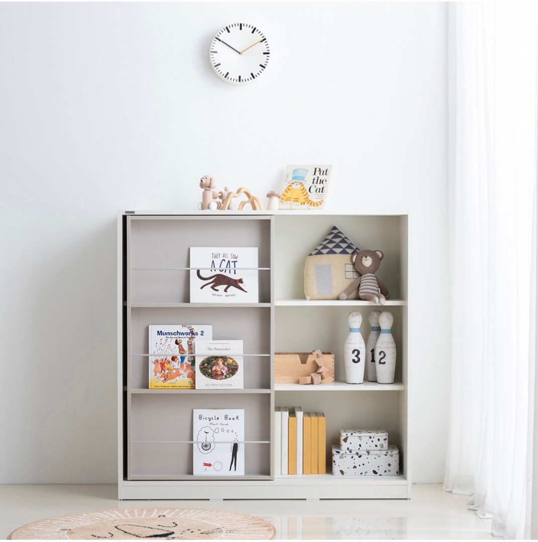 Livart Sliding bookShelf (Korean brand), 傢俬＆家居, 傢俬, 書櫃、櫃子及架 Carousell