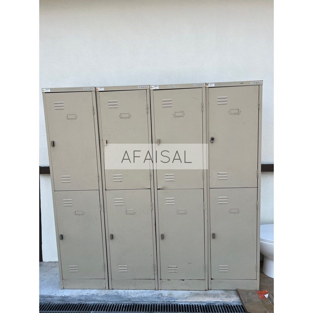 Locker Besi Steel Wardrobe Asrama, Furniture & Home Living