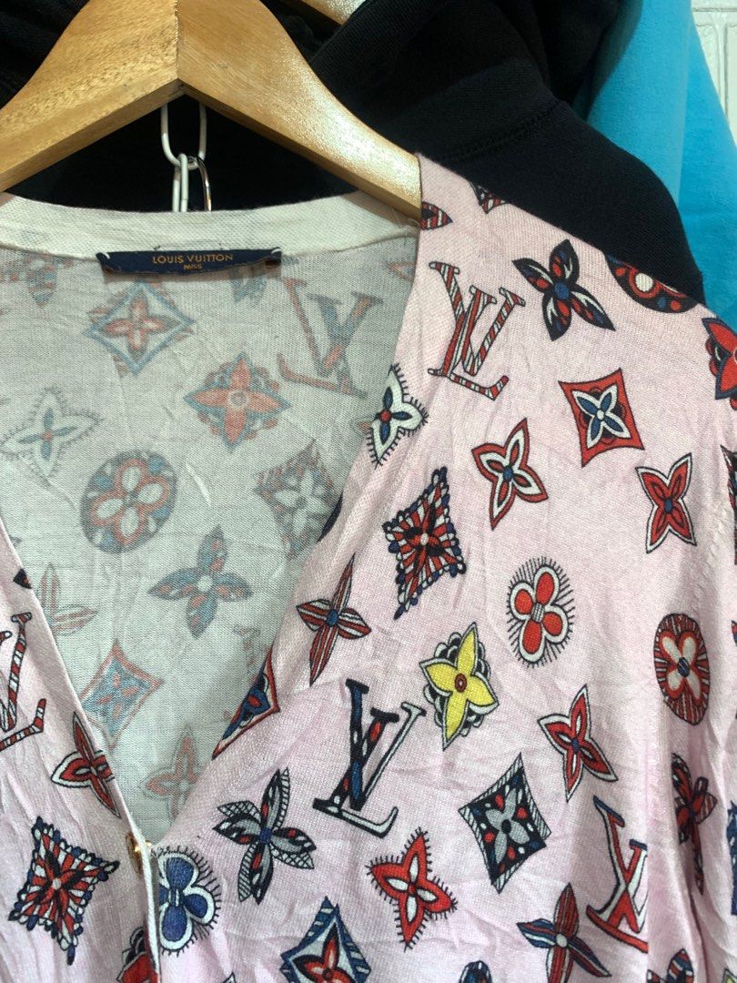 Louis Vuitton Cardigan, Women's Fashion, Coats, Jackets and Outerwear ...