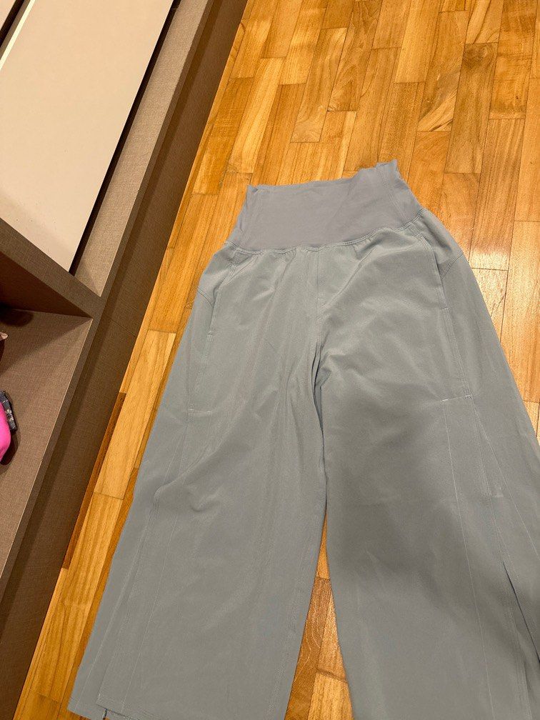 Lululemon On The Move Pant - grey sage size 2, Women's Fashion, Bottoms,  Other Bottoms on Carousell