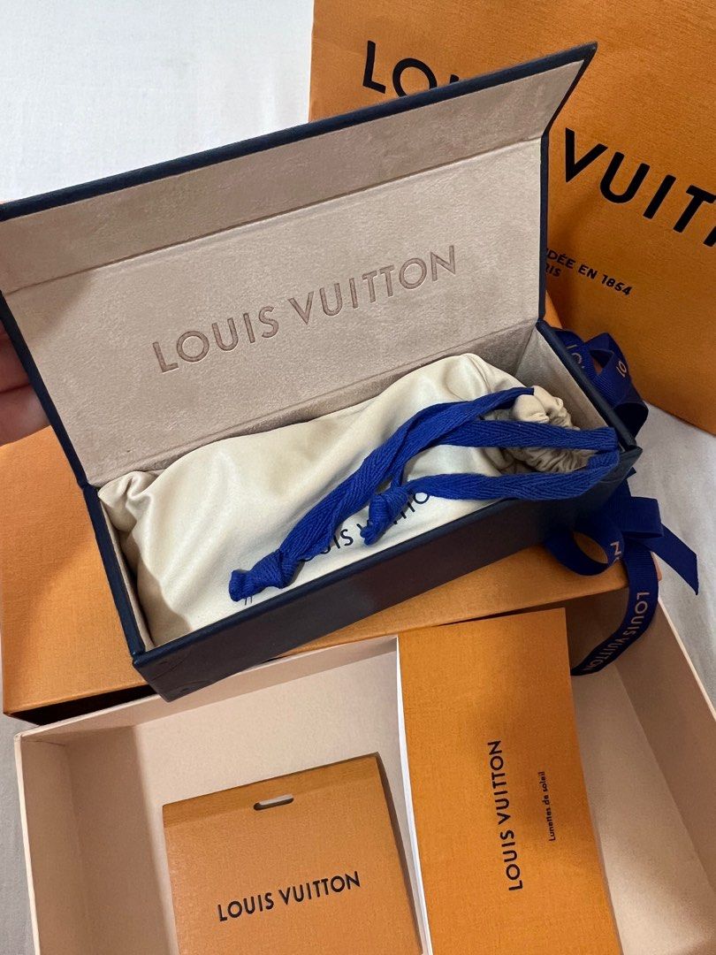 Shop Louis Vuitton 2022-23FW My Monogram Light Cat Eye Sunglasses by  aamitene