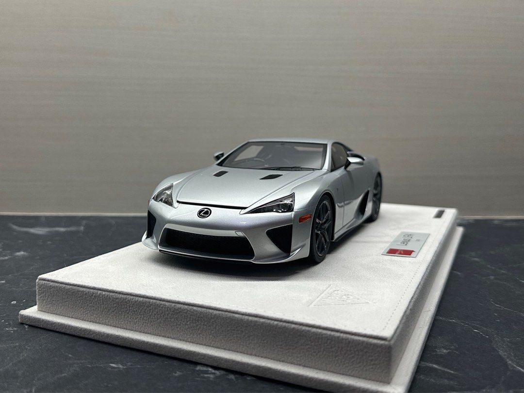Make Up Lexus LFA silver 1 18 diecast car Hobbies Toys Toys