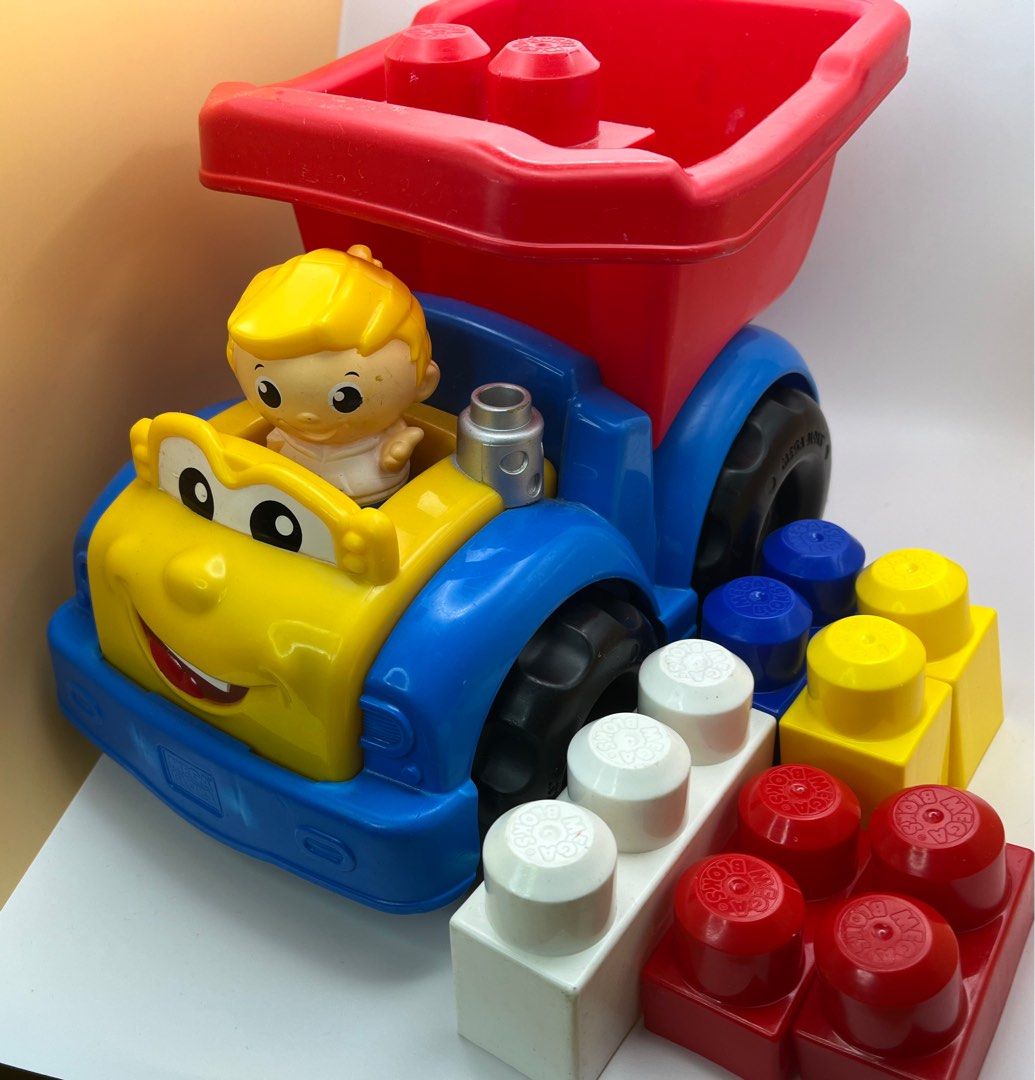 Mega bloks dylan dump truck hotsell