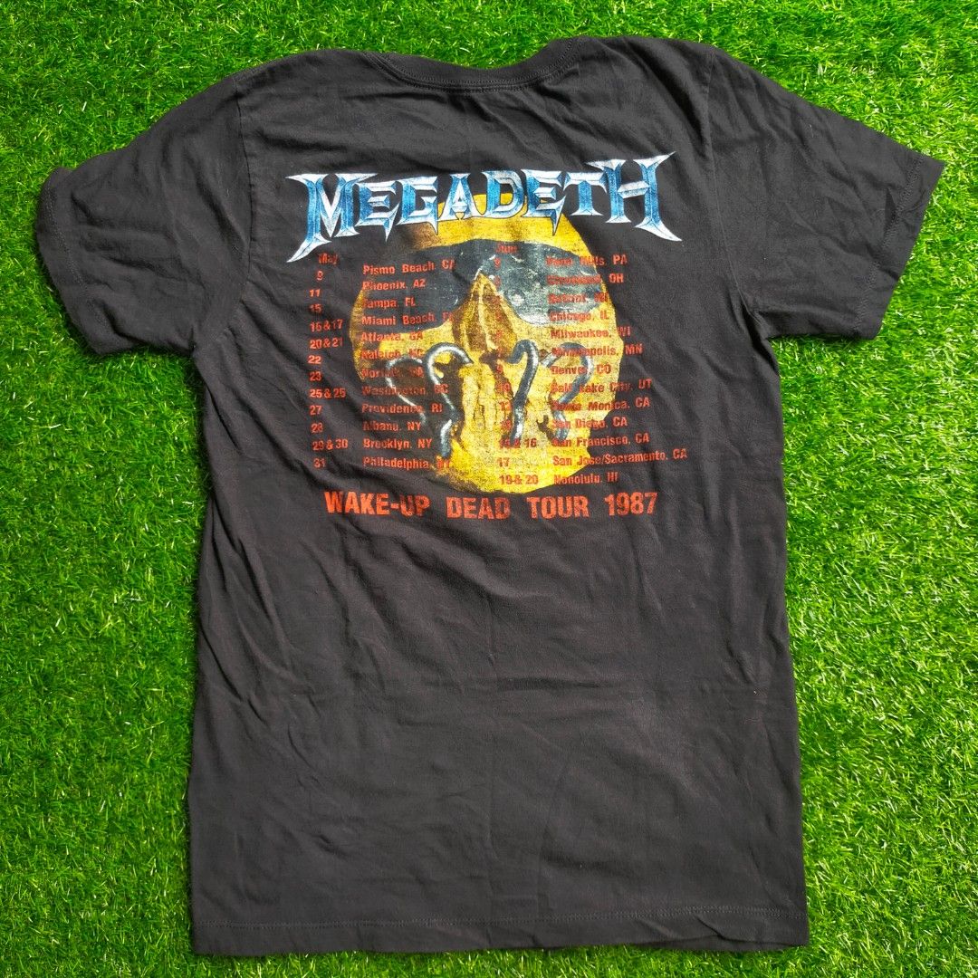 Megadeth - Peace Sells (Category: Tshirts & Polo Shirts ) located in San Fernando. Submitted by graileditemsph (Listing ID 1233805047, Image 2). Description: Megadeth (Peace Sells) Small Excellent condition 17*26.