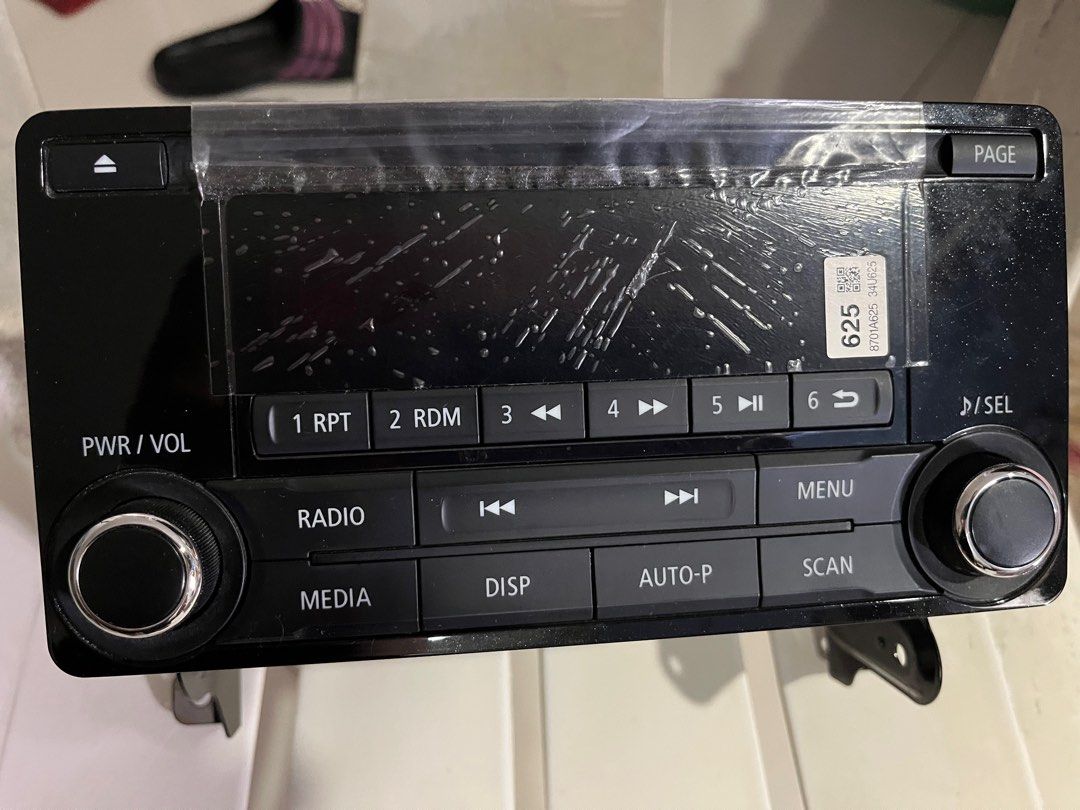 Mitsubishi Car Stereo with CD PLAYER, AM/FM on Carousell