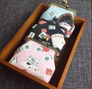 MJ 🀄 Shell Purse
