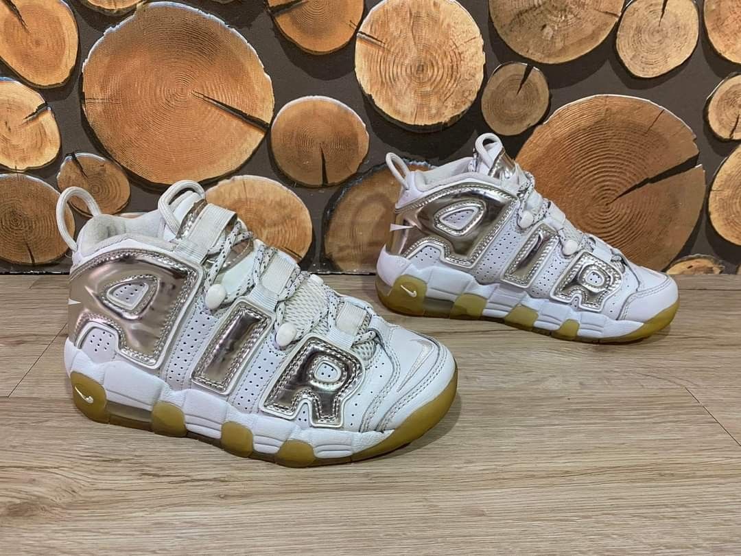 nike air more uptempo chrome white