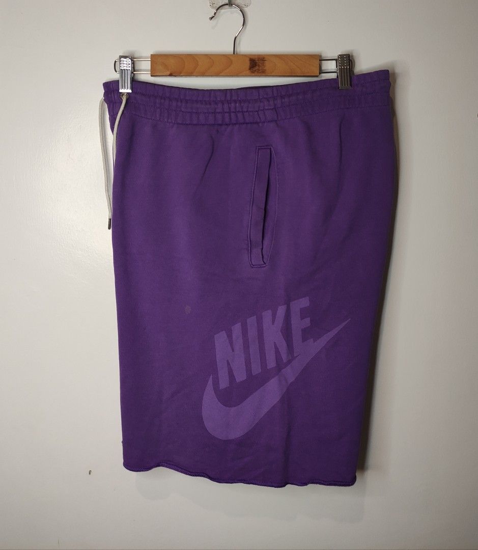 Nike alumni shorts best sale purple