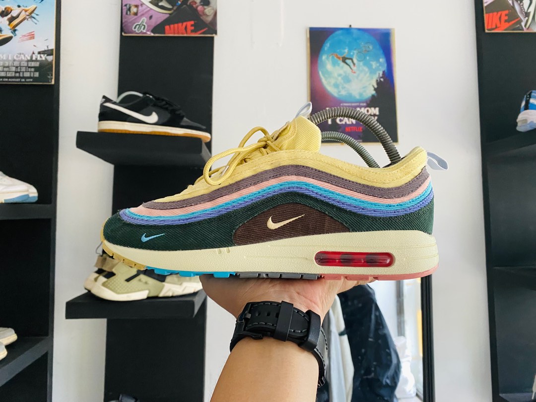 am sean wotherspoon