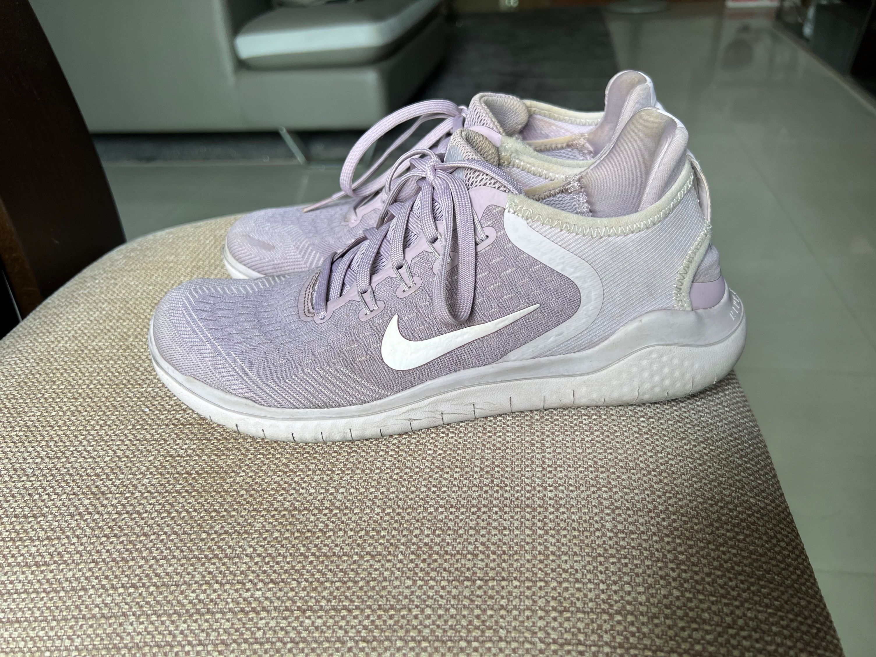 Nike free deals rn rose