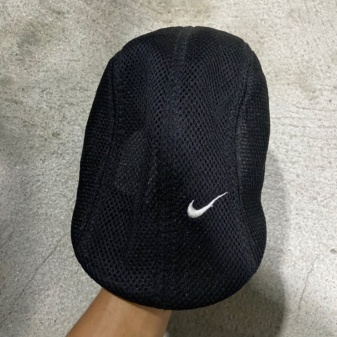 Nike beret deals cap
