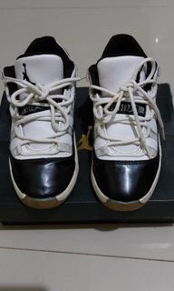 Nike Jordan 11