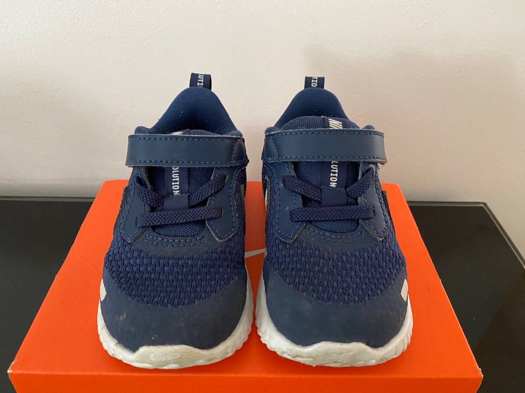 Nike 7c size on sale