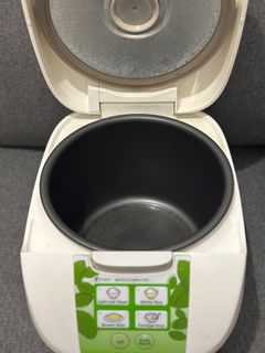 （分類：）位於 。 由 maisymacy 提交（商品編號 1233857008，圖片 1）。簡介： 。