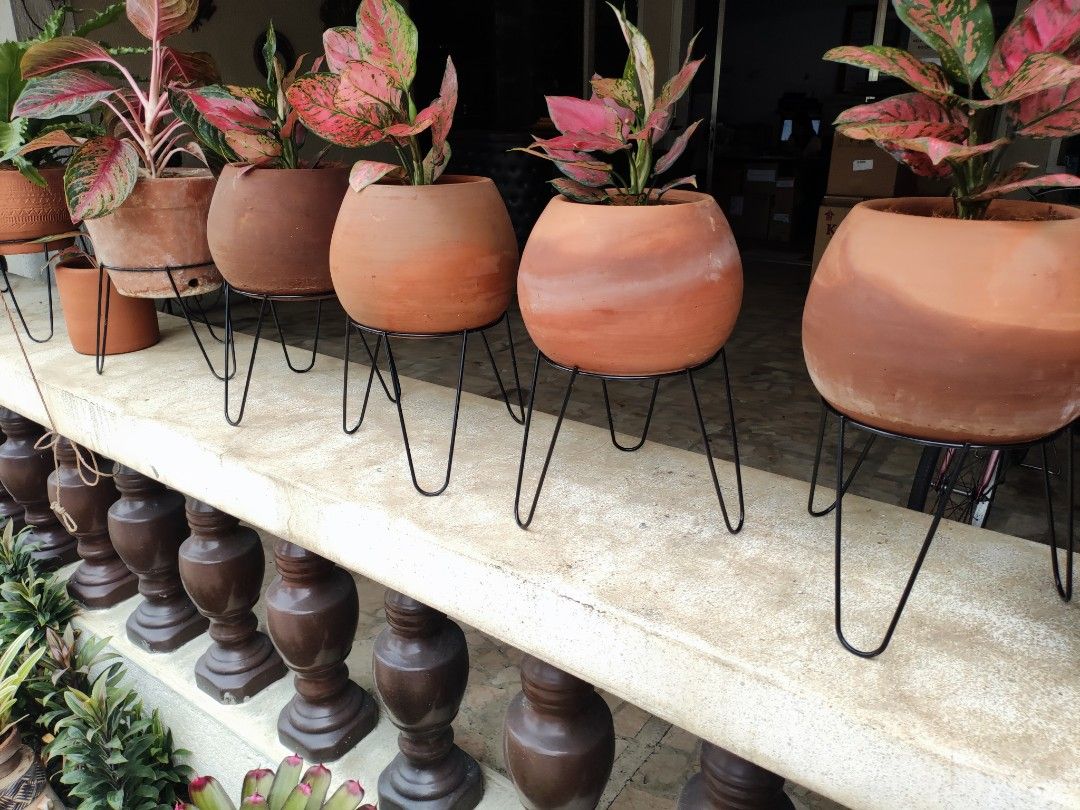 Plant Pot Stands 8x8 inches (multiple stocks available), Furniture