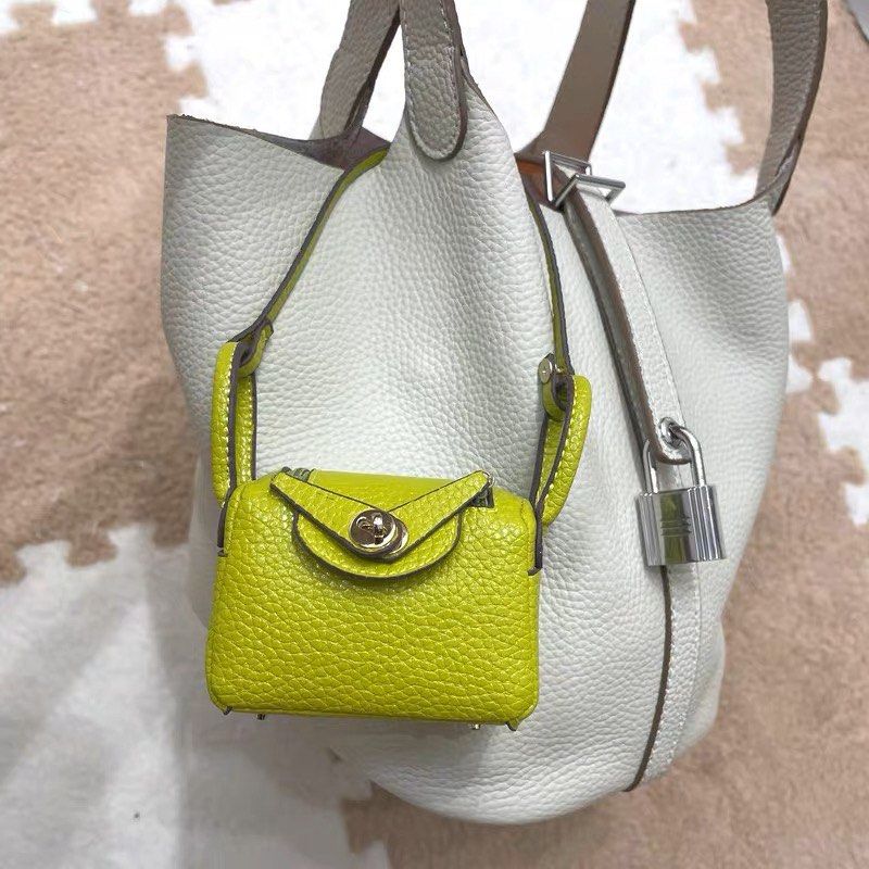 Lindy bag charm online