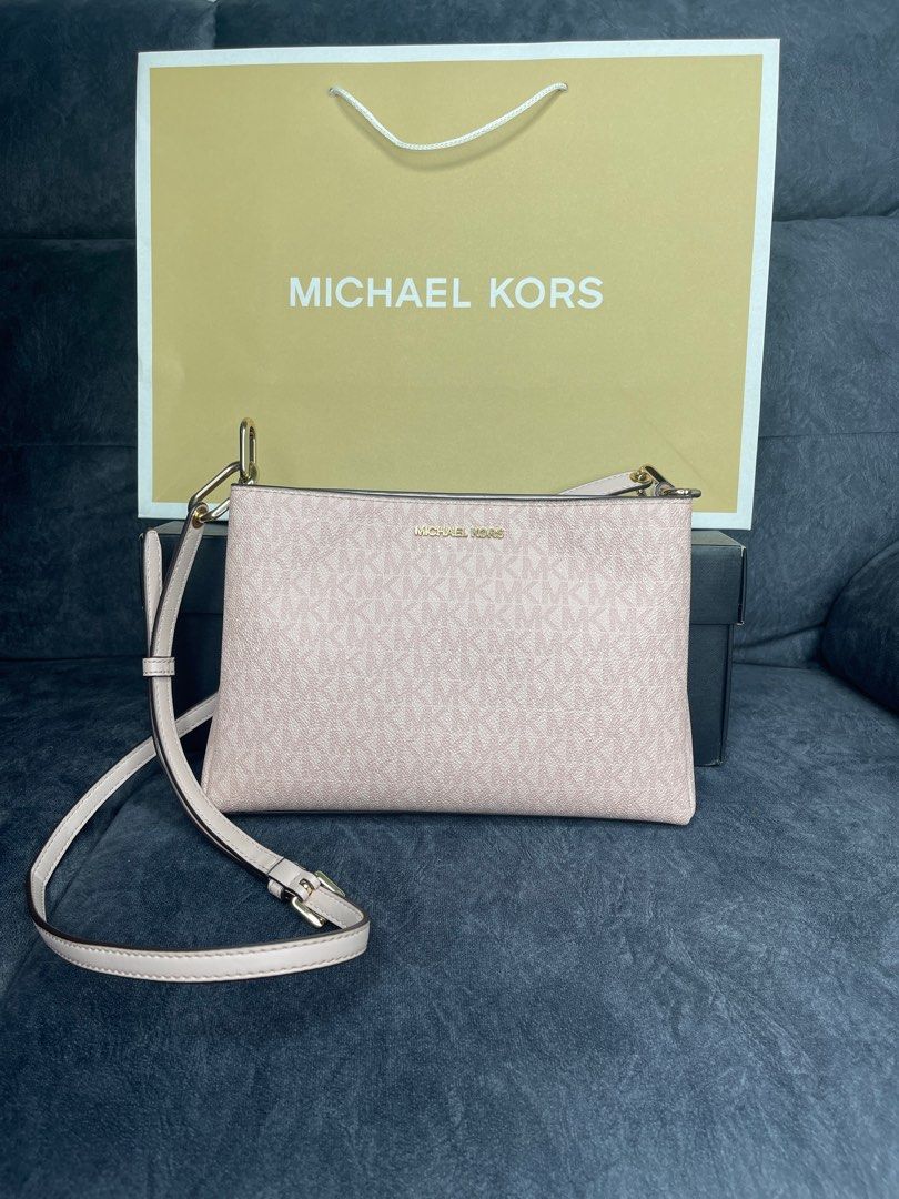 Michael Kors White/Pink Signature Coated Canvas and Leather Medium Trisha  Crossbody Bag