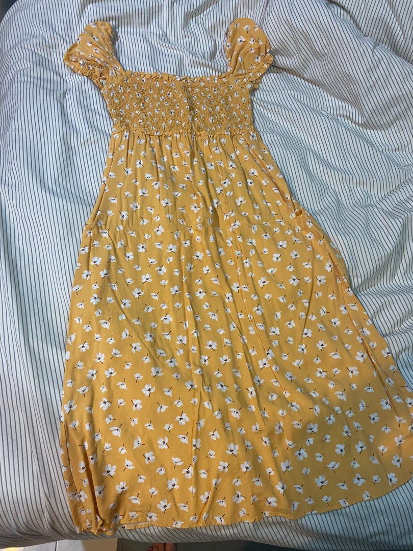 Pull and bear yellow dress hotsell