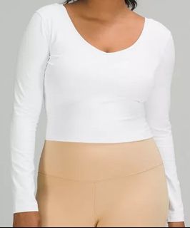 (Category: ) located in . Submitted by allfashion (Listing ID 1233877211, Image 1). Description: .