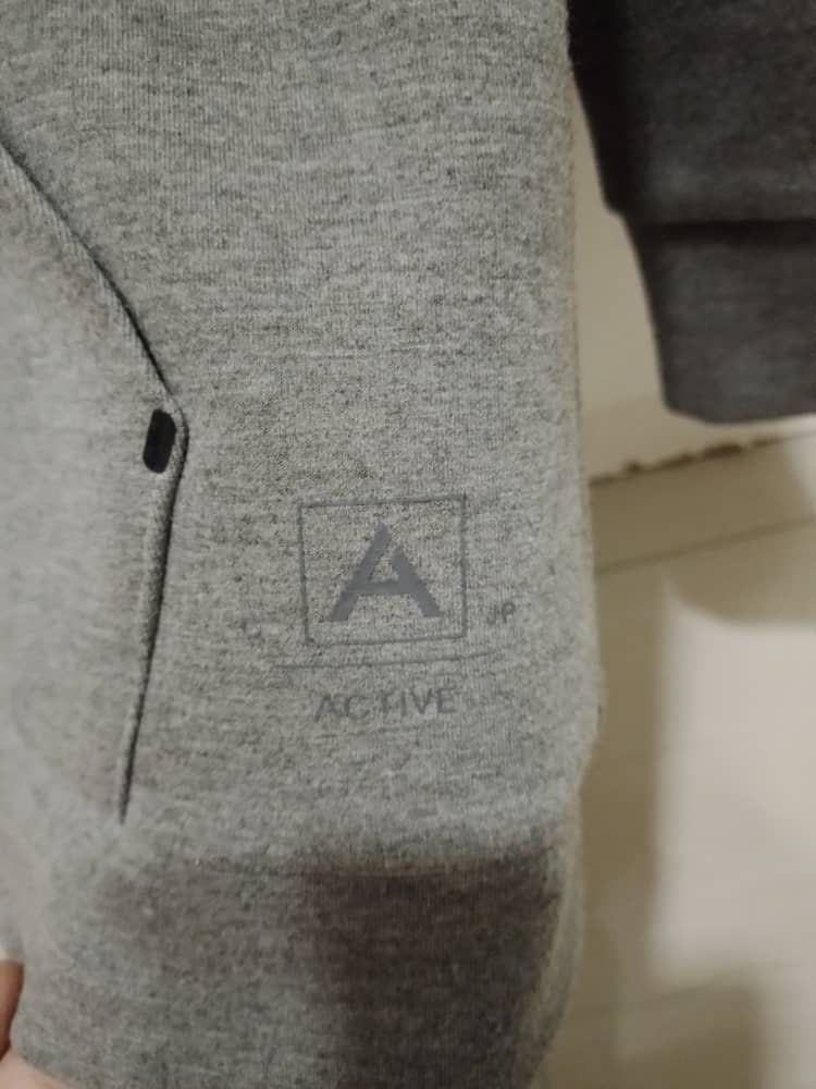 Sport jacket Uniqlo, Men's Fashion, Coats, Jackets and Outerwear on