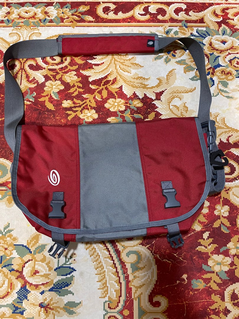 Timbuk2 messenger, Men's Fashion, Bags, Sling Bags on Carousell
