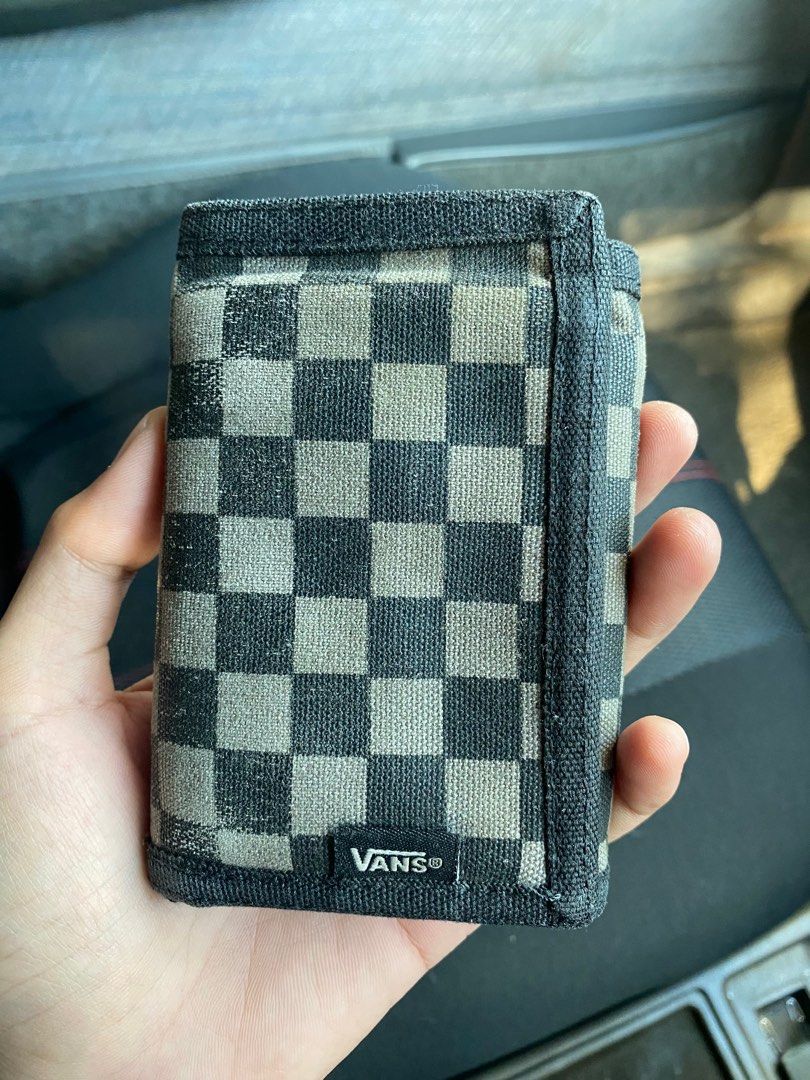 Vans slipped wallet deals