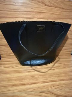 Victoria’s Secret black bombshell bucket tote bag with pink floral interior