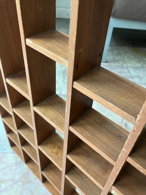 wall display rack, Furniture & Home Living, Furniture, Shelves ...