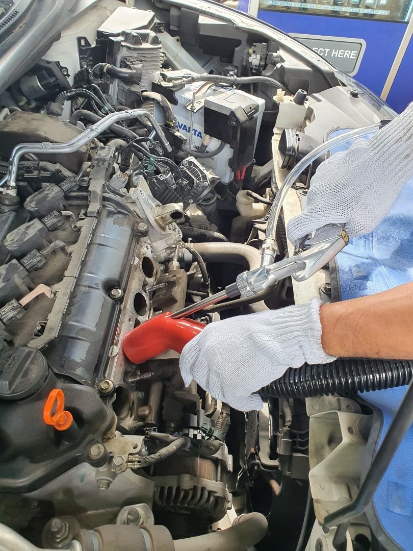 Walnut Blasting intake manifold and intake valves / deCarbonizer, Car