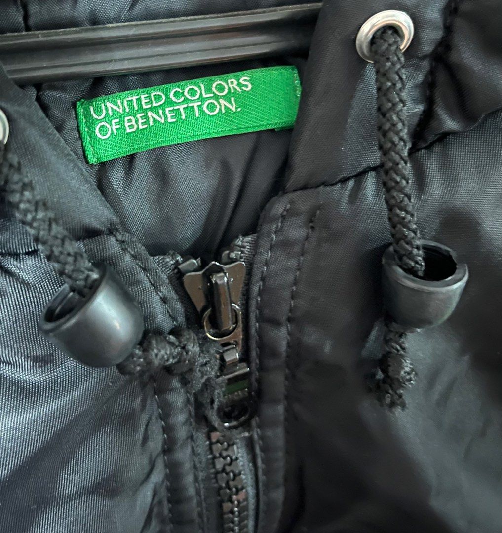 United colors of top benetton half jacket
