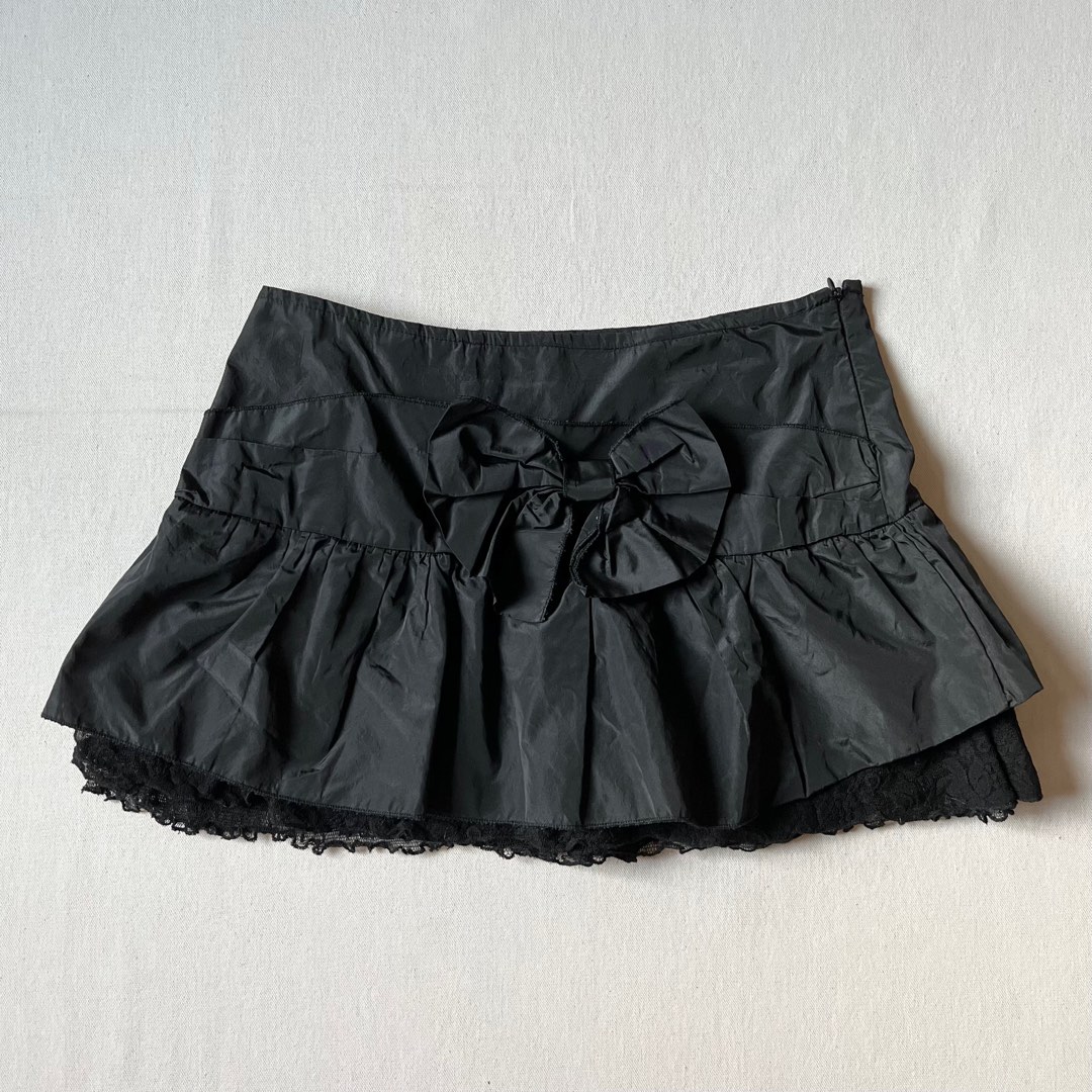 Y2K Mini Skirt with Ribbon on Carousell