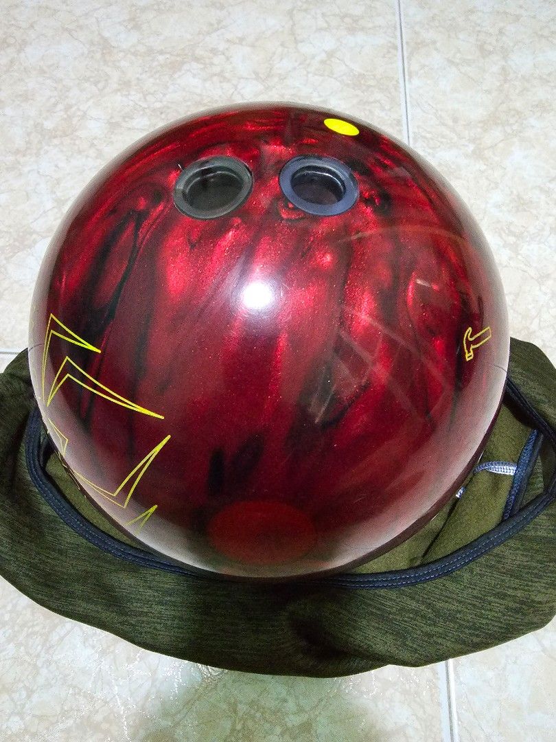 14lbs Black Widow Hybrid 2.0 Hammer bowling ball, Sports Equipment