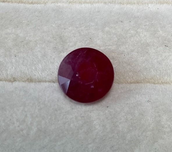 Purplish red ruby price sale
