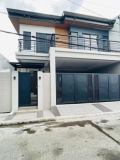 5 bedrooms house for sale in pasig greenwoods accessible to bgc taguig makati ortigas and eastwood