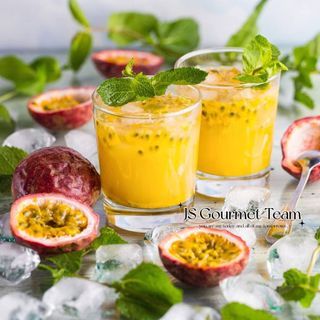 #红毛榴莲果汁 #百香果果汁 #Soursour juice #passion fruit juice