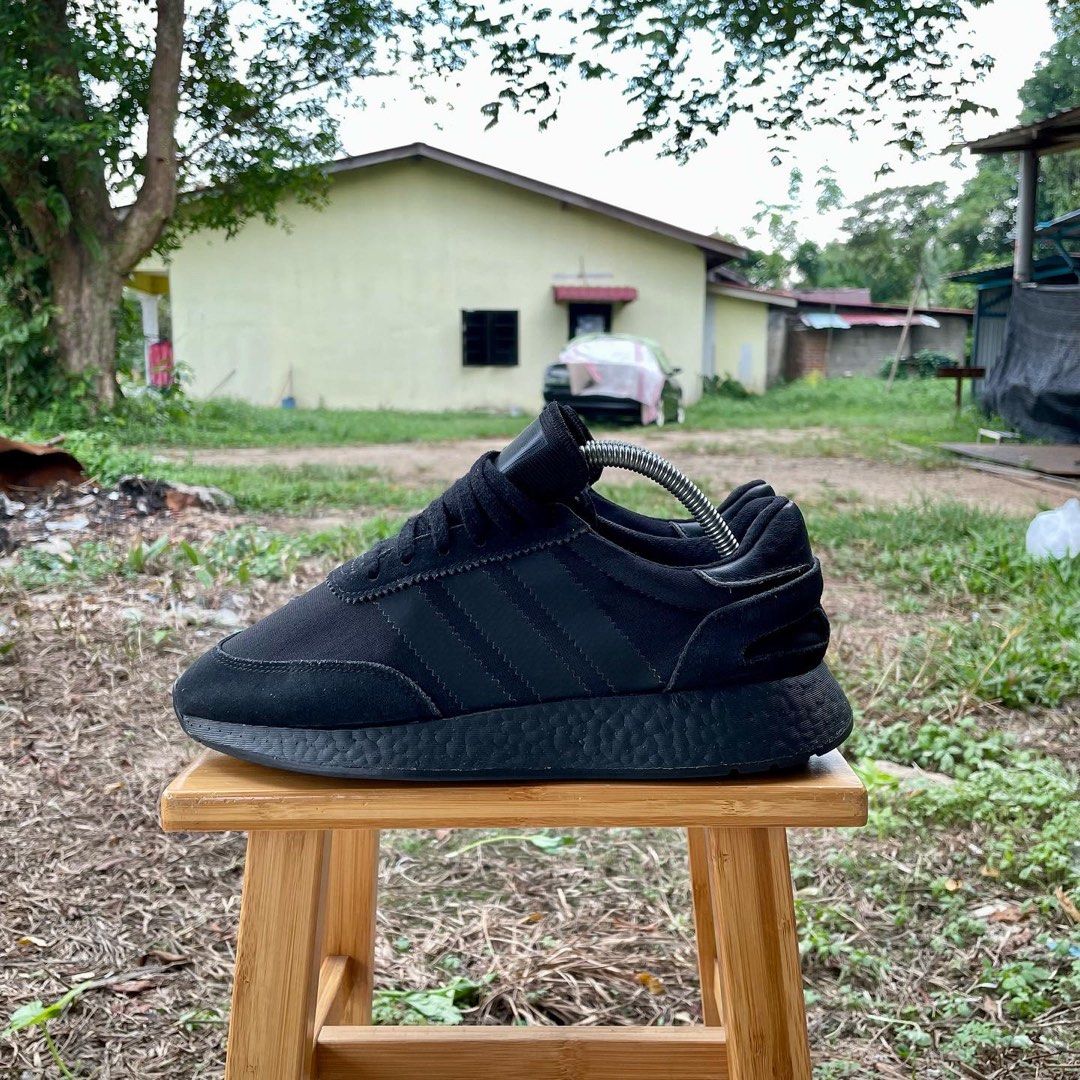 Triple on sale black i-5923