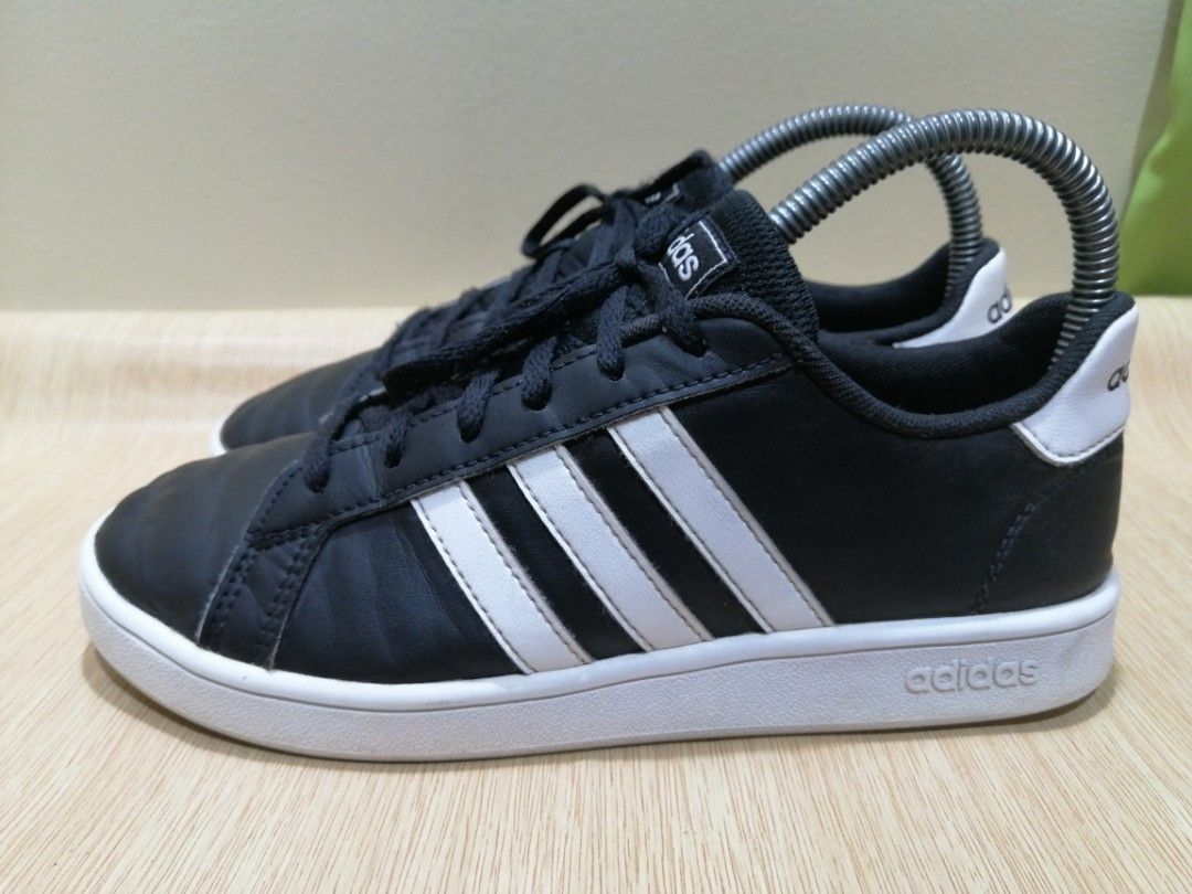 Adidas youth size cheap 5 to women's