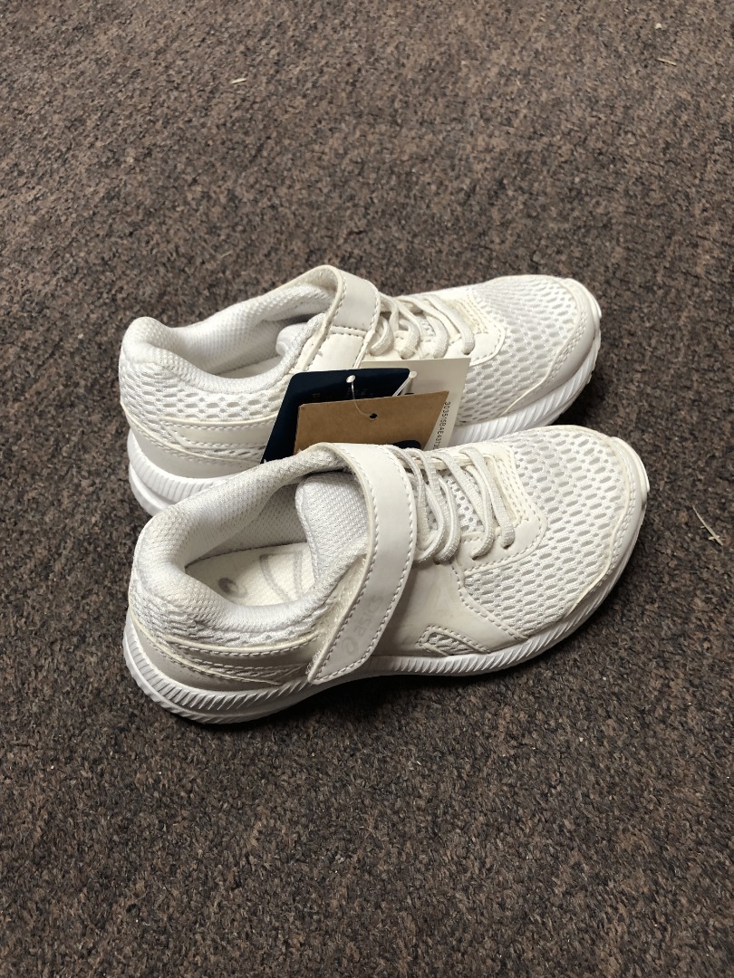All 2024 white asics