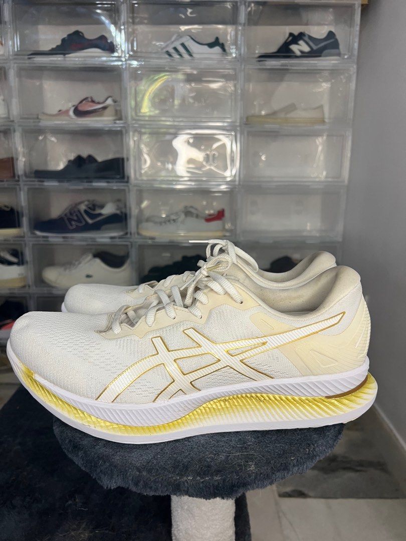 Asics top glideride white