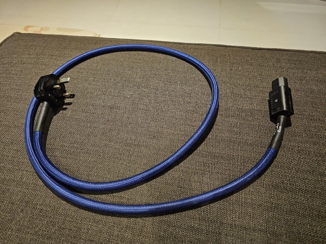 Atlas EOS 4DD power cord UK plug 1.5m, Audio, Other Audio Equipment on